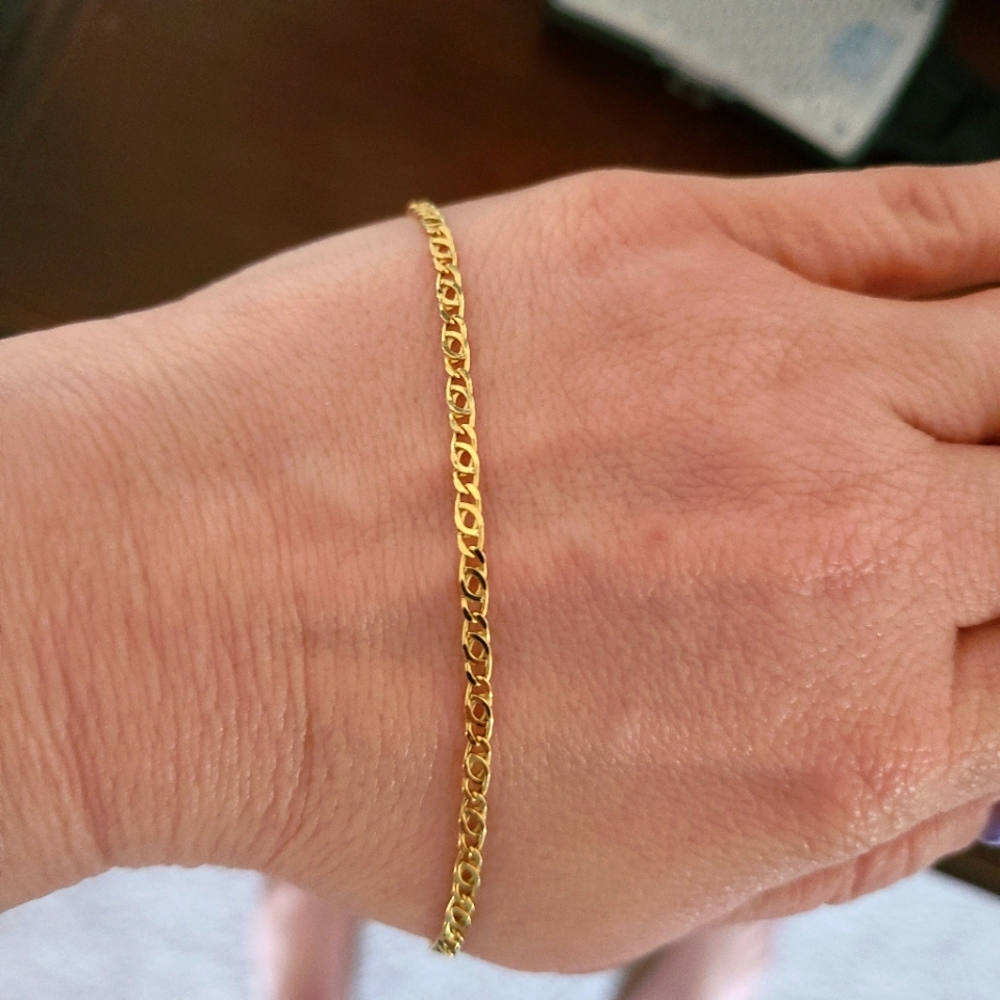 15 inch 10k chain.